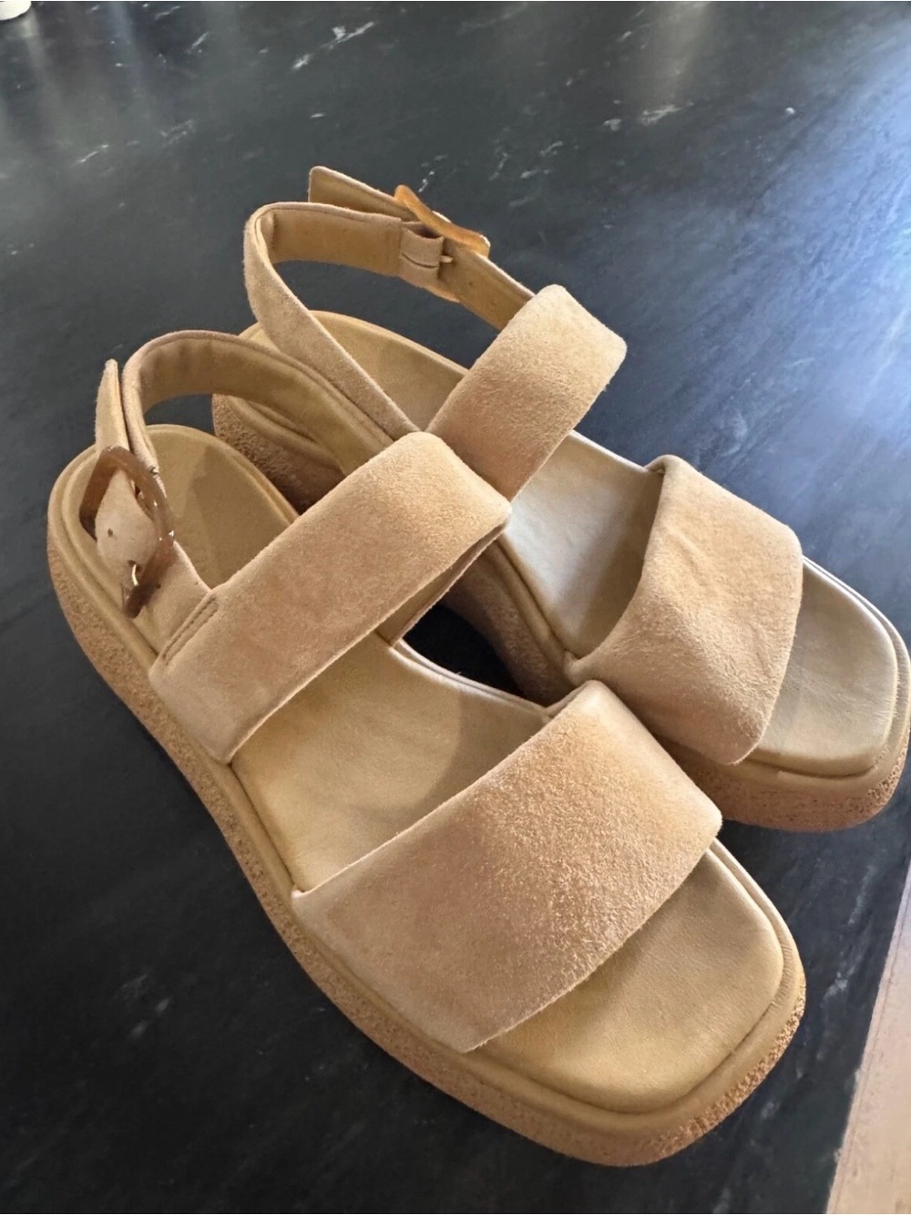 Vince Laguna platform suede beige tan nude sandals 8.5